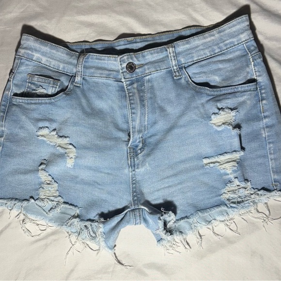 Shein Women’s Light Wash Distressed Jean Shorts Size L – Frayed Hem, High Rise - Picture 1 of 10